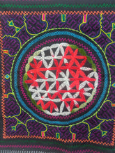 Shipibo native embroidery cloth 477