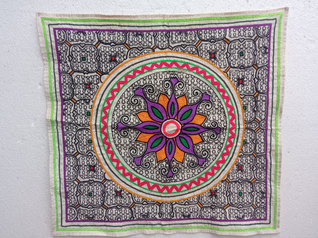 Shipibo native embroidery kene design 462